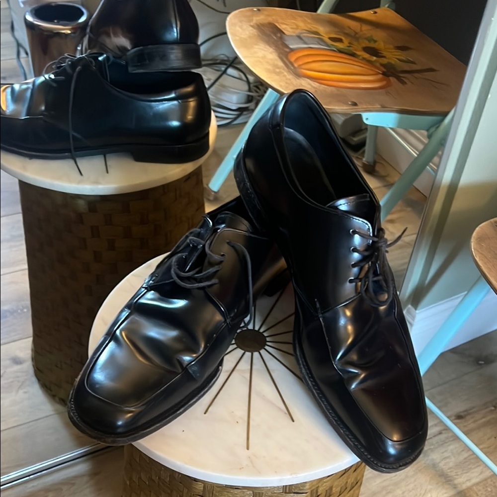 Prada, size 12, Classic Black Men's Dress Shoes - Picture 5 of 11